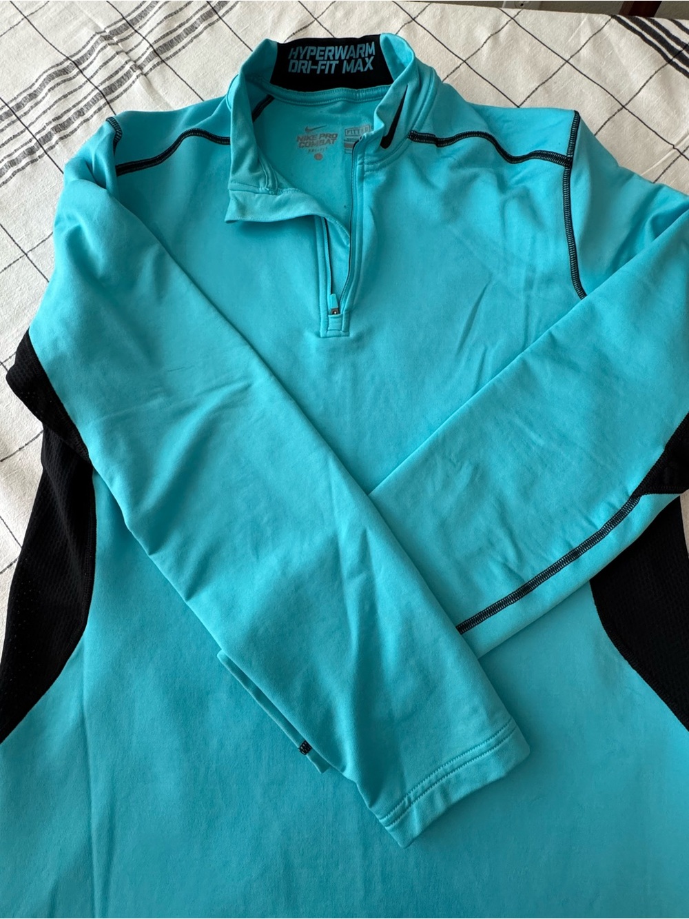 Nike Men’s Aqua Quarter-Zip Pullover with Black Panels